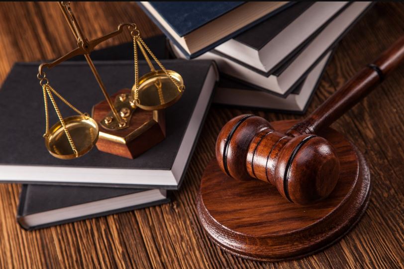 ما فراتر از یک دفتر حقوقی هستیم.